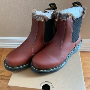 NIB. Dr. Martens Women's 2976 Leonore Chelsea Boot in Brown